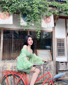 Thuỳ Trang Lộ Clip